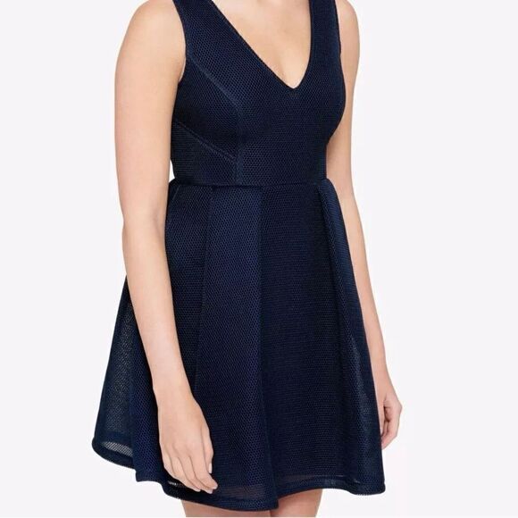 GUESS Sleeveless Mesh Fit & Flare Navy Blue Dress Size 2 - Picture 1 of 9